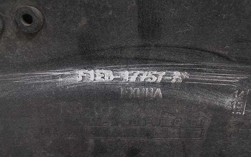 Бампер передний