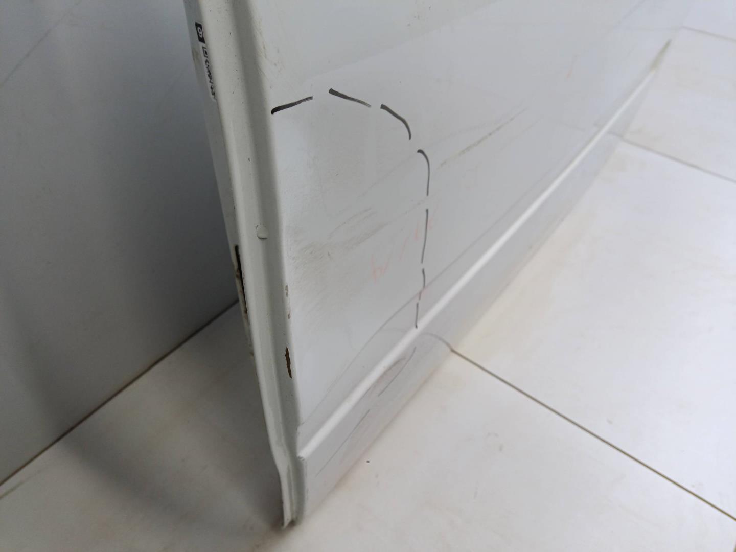 Дверь задняя левая