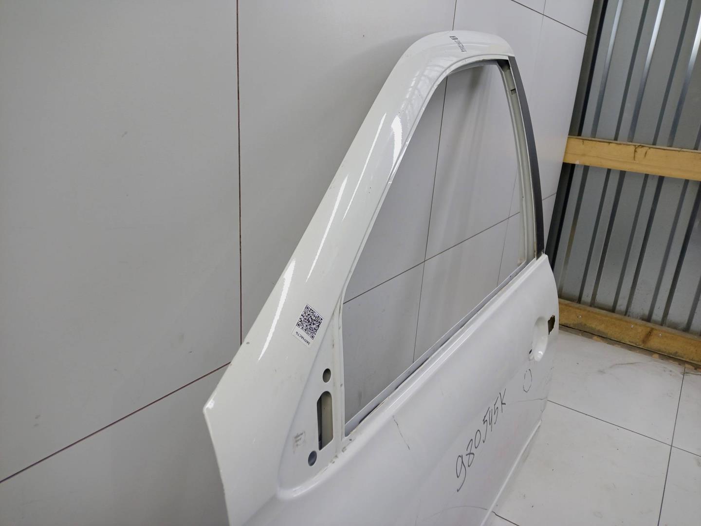 Дверь передняя левая