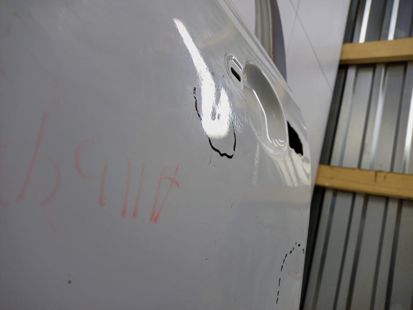 Дверь передняя левая