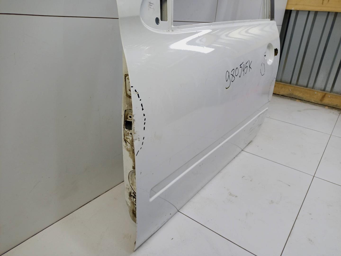 Дверь передняя левая