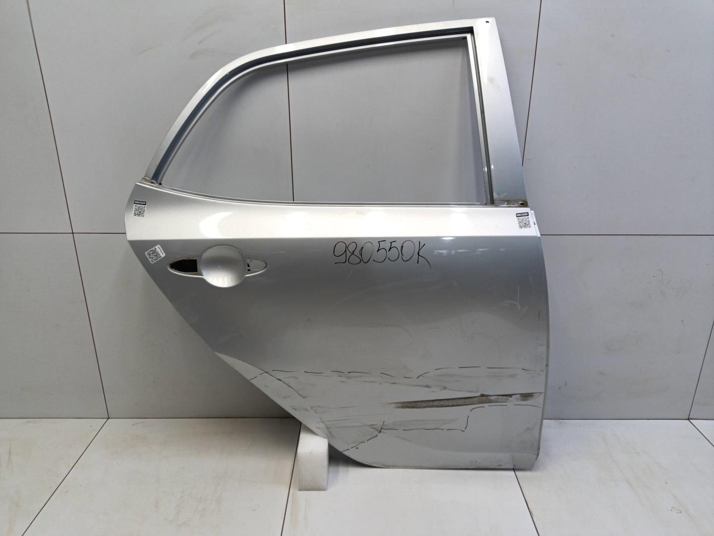 Дверь задняя правая