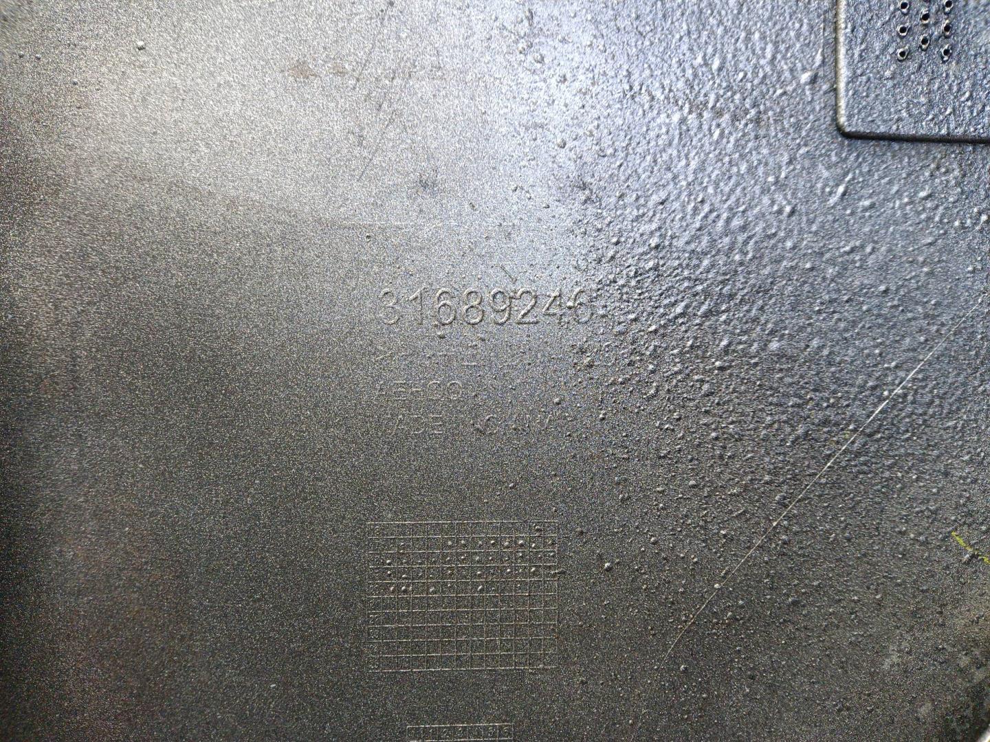 Бампер задний