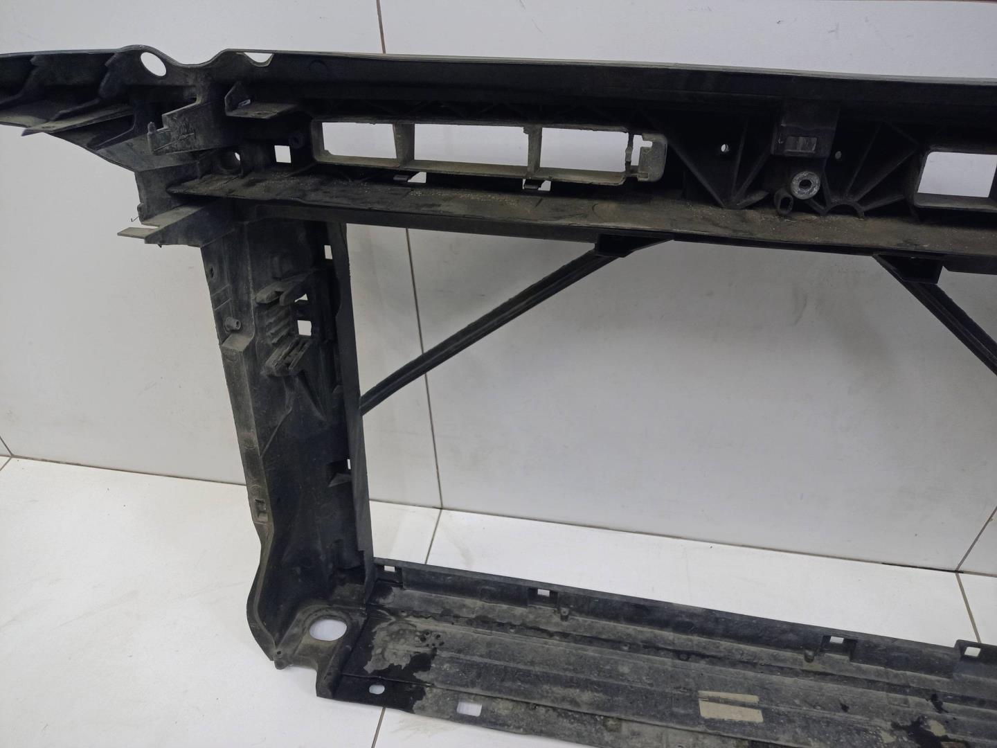 Панель передняя (телевизор)