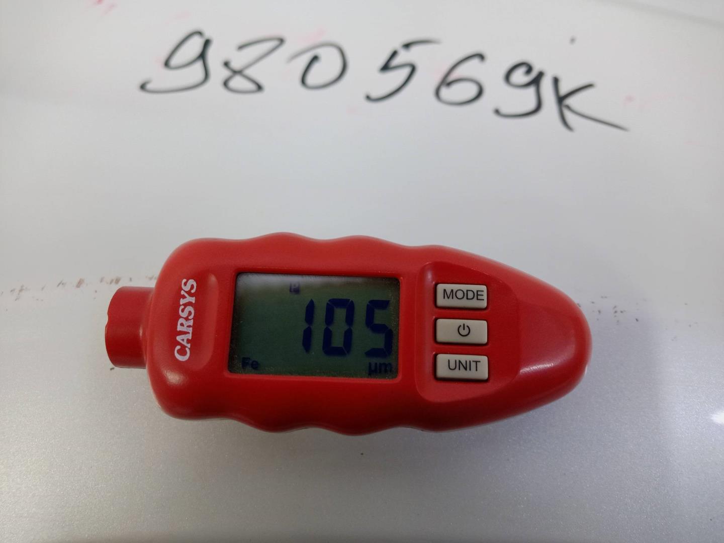 Крыло переднее правое