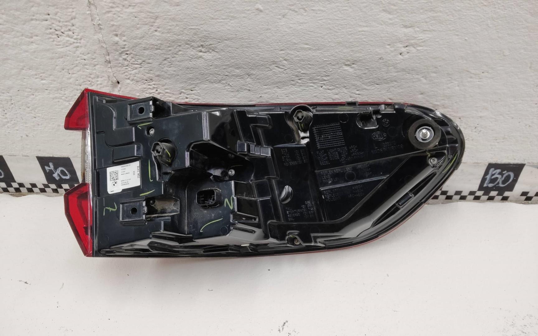 Фонарь задний наружный левый