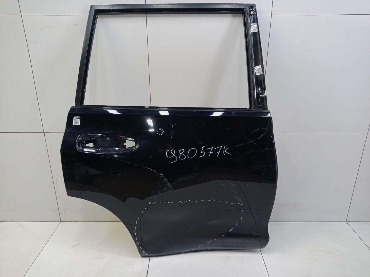 Дверь задняя правая