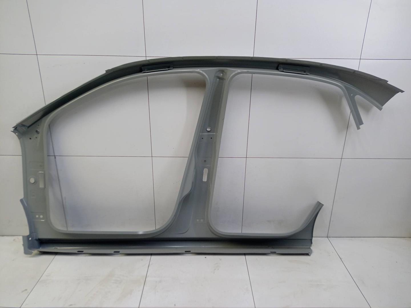 Кузовной элемент