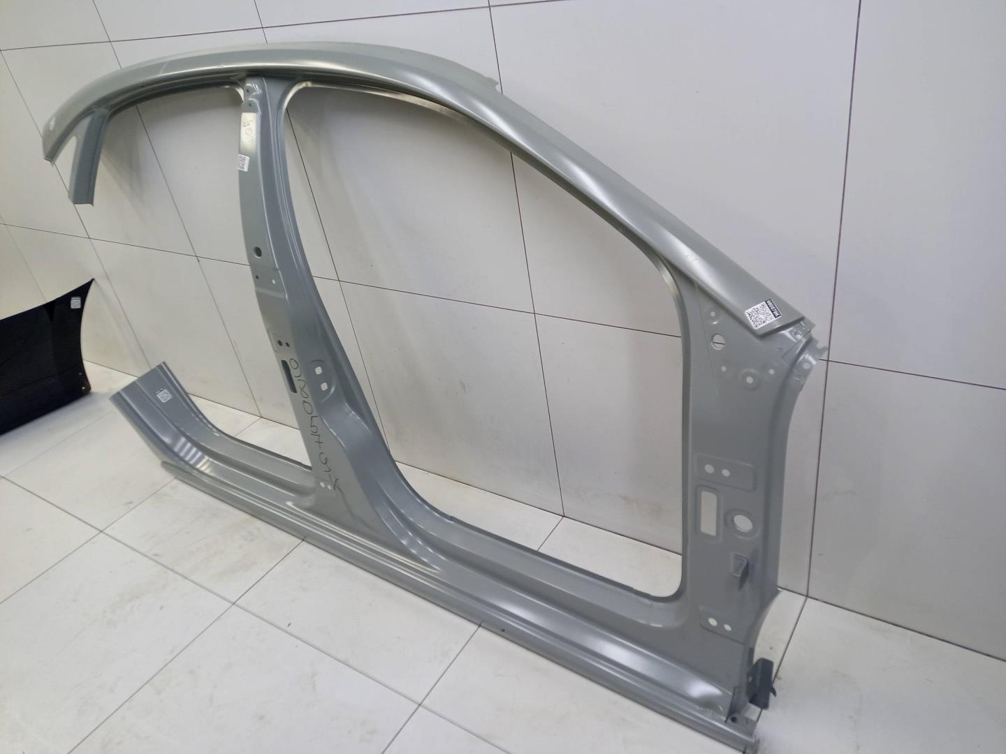 Кузовной элемент