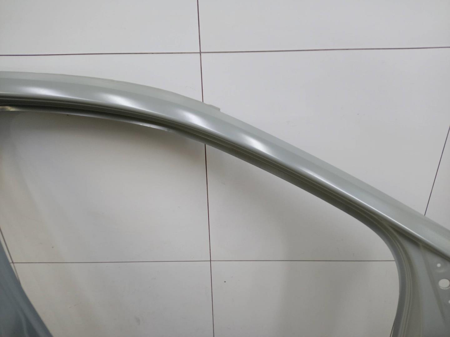 Кузовной элемент