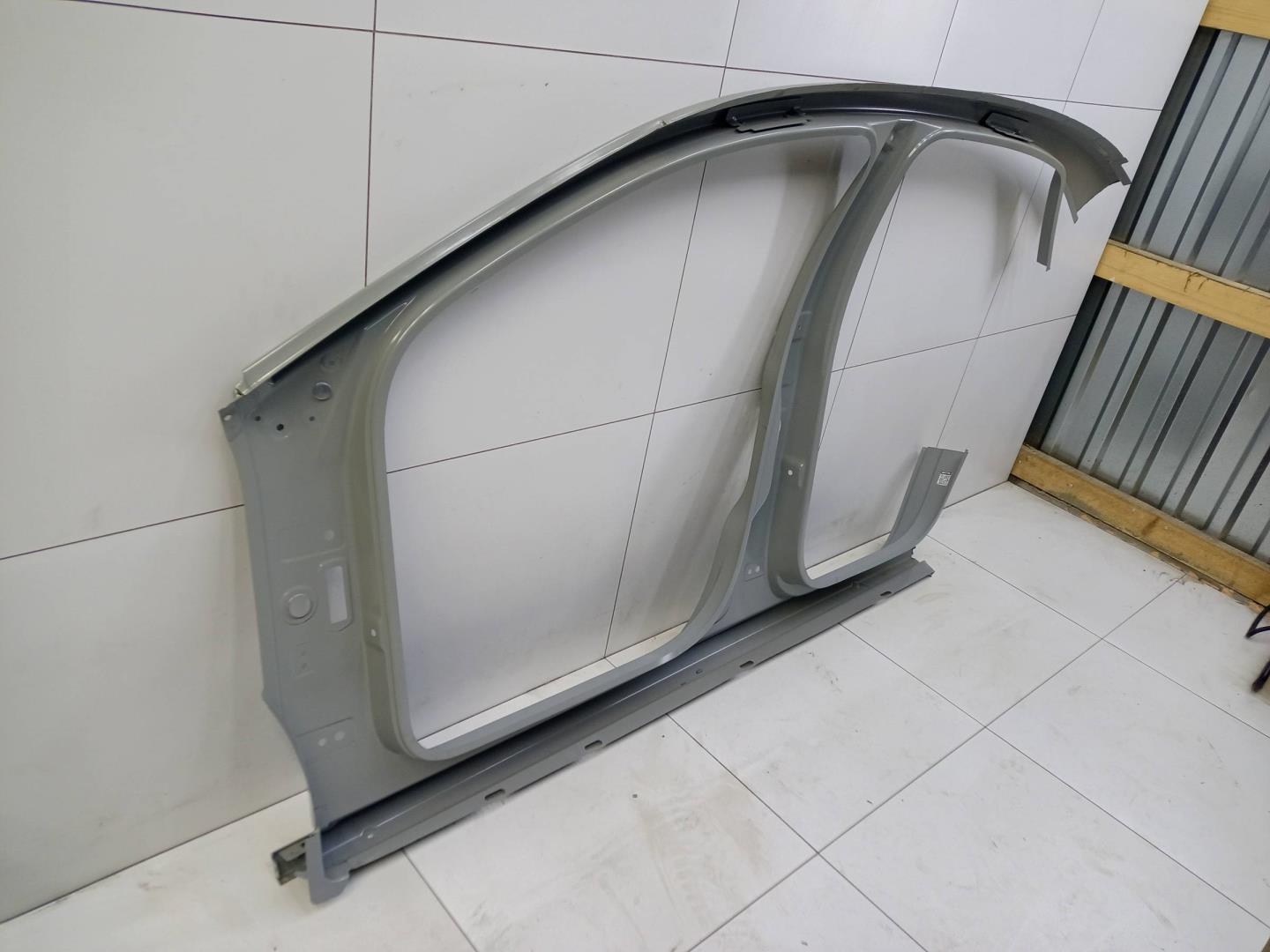 Кузовной элемент