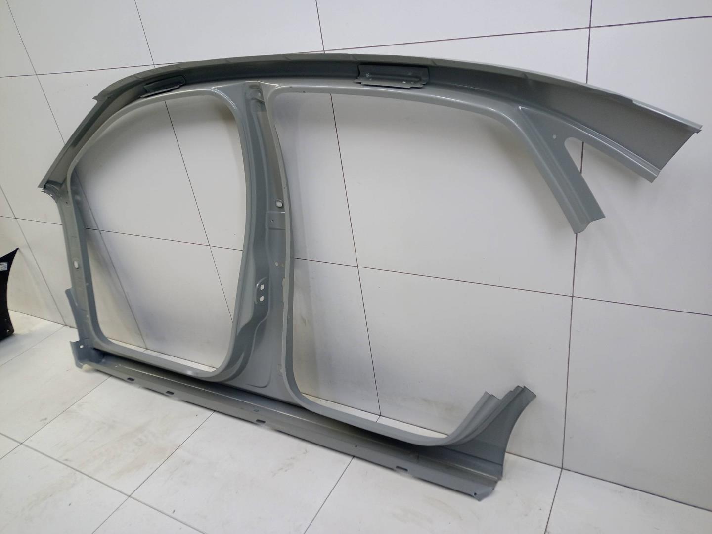 Кузовной элемент