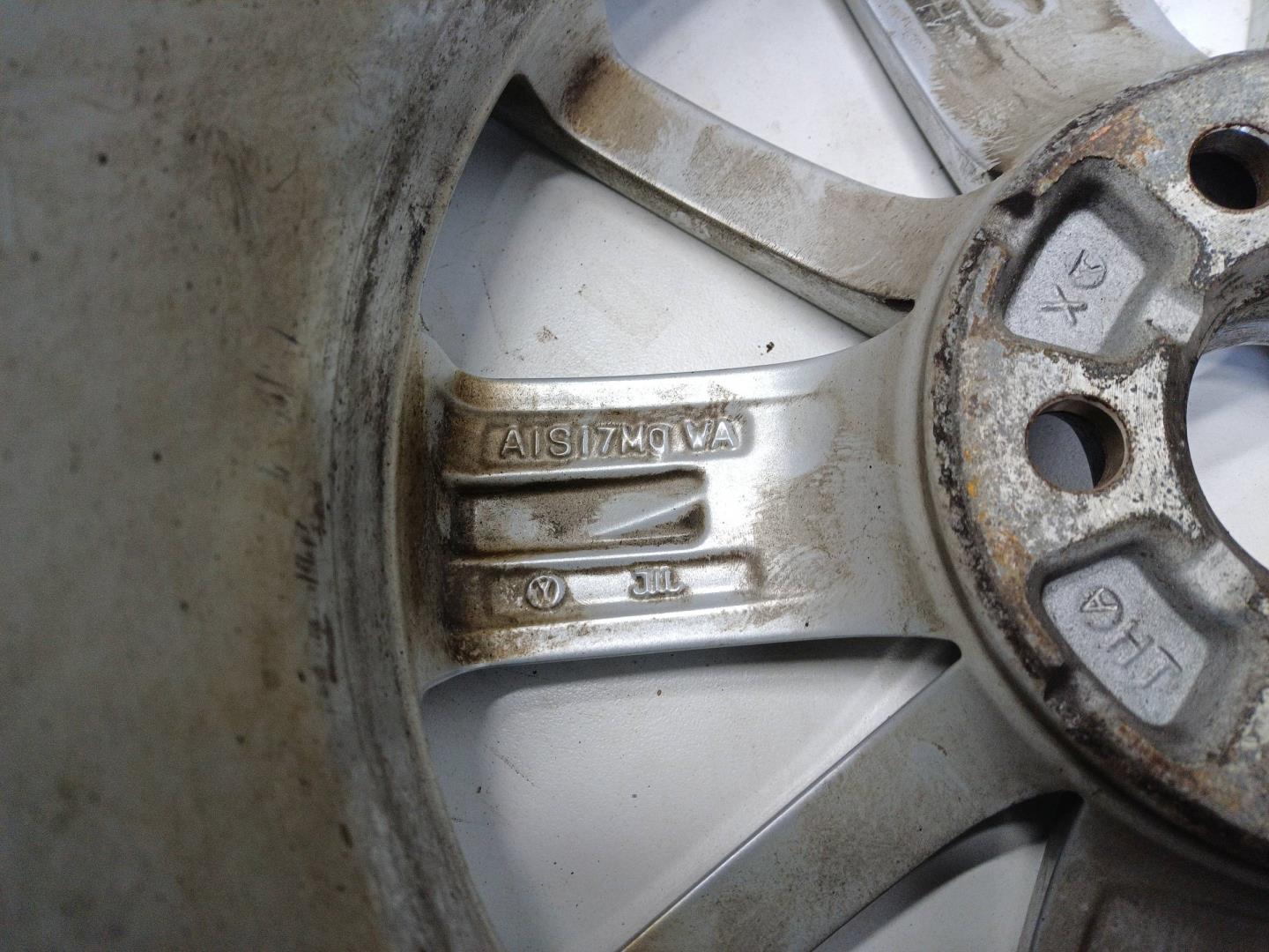 Диск колесный литой легкий сплав