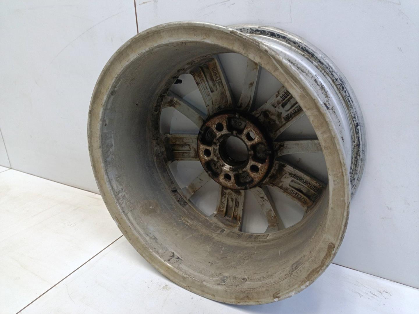 Диск колесный литой легкий сплав