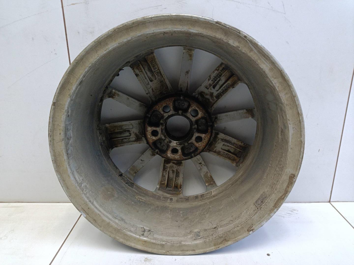 Диск колесный литой легкий сплав