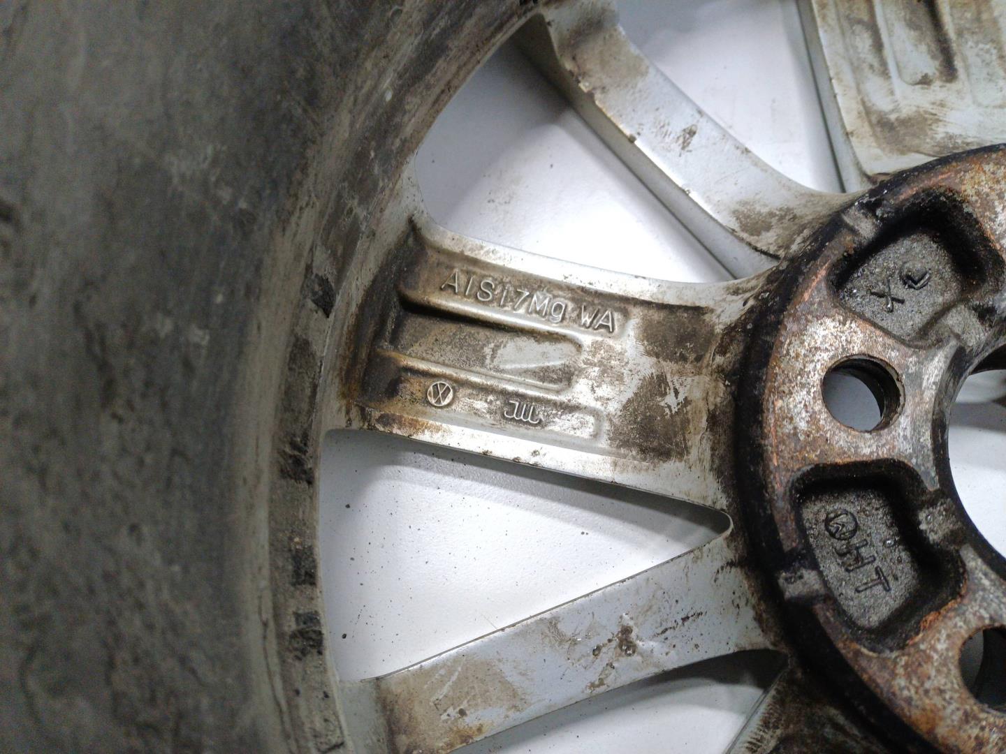 Диск колесный литой легкий сплав