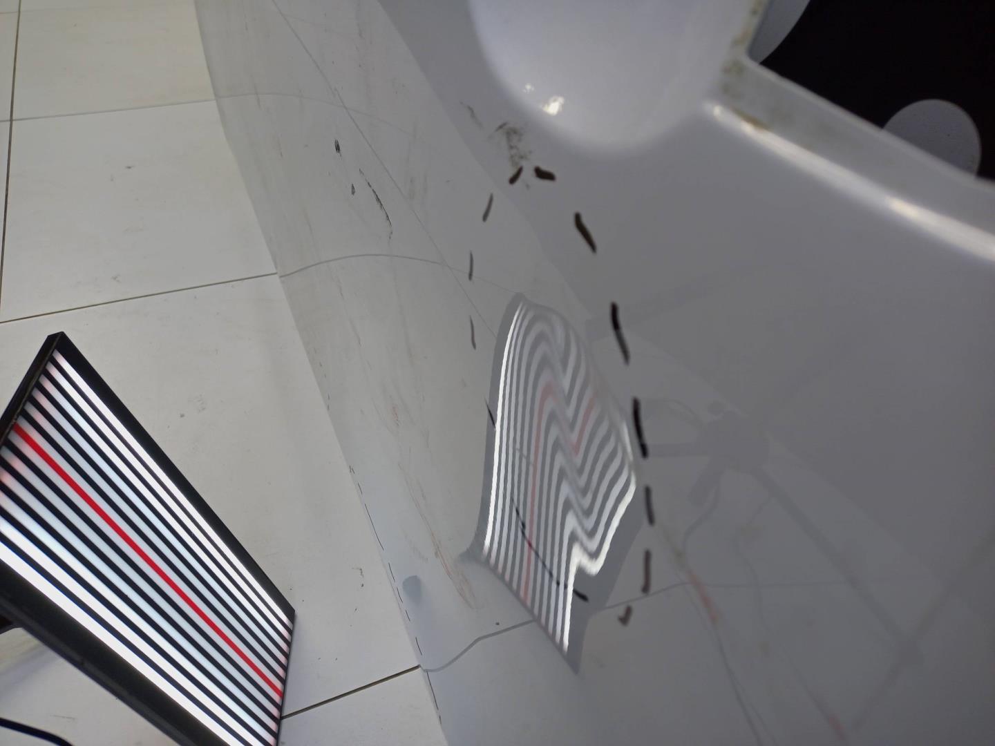 Дверь передняя левая