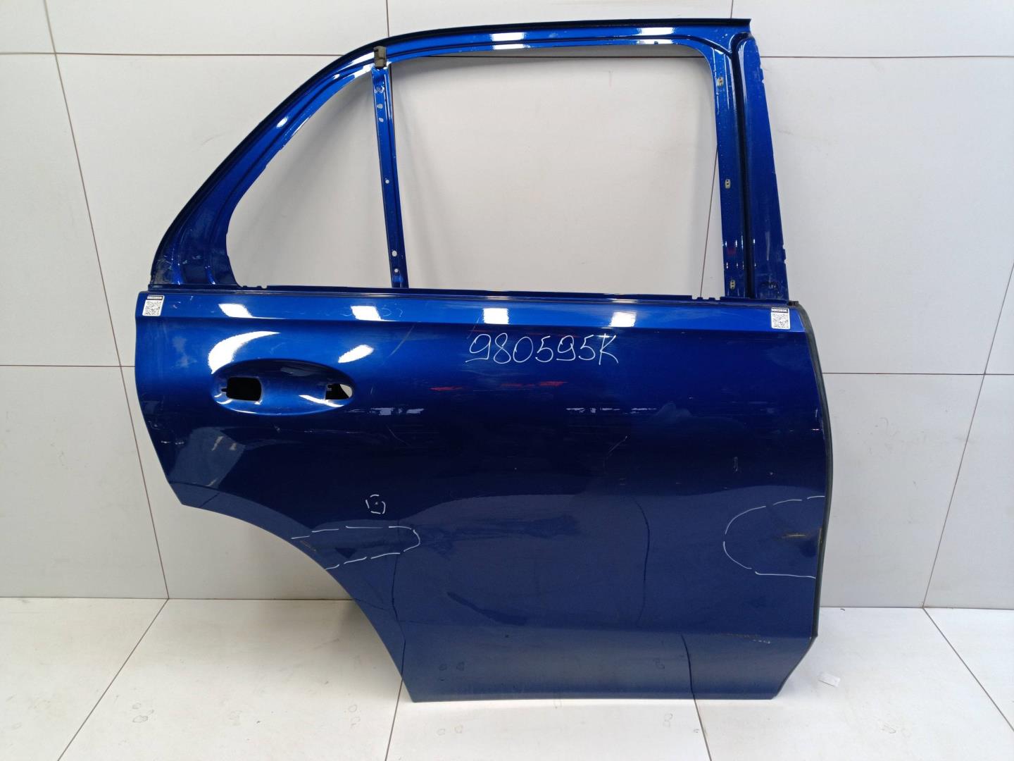 Дверь задняя правая