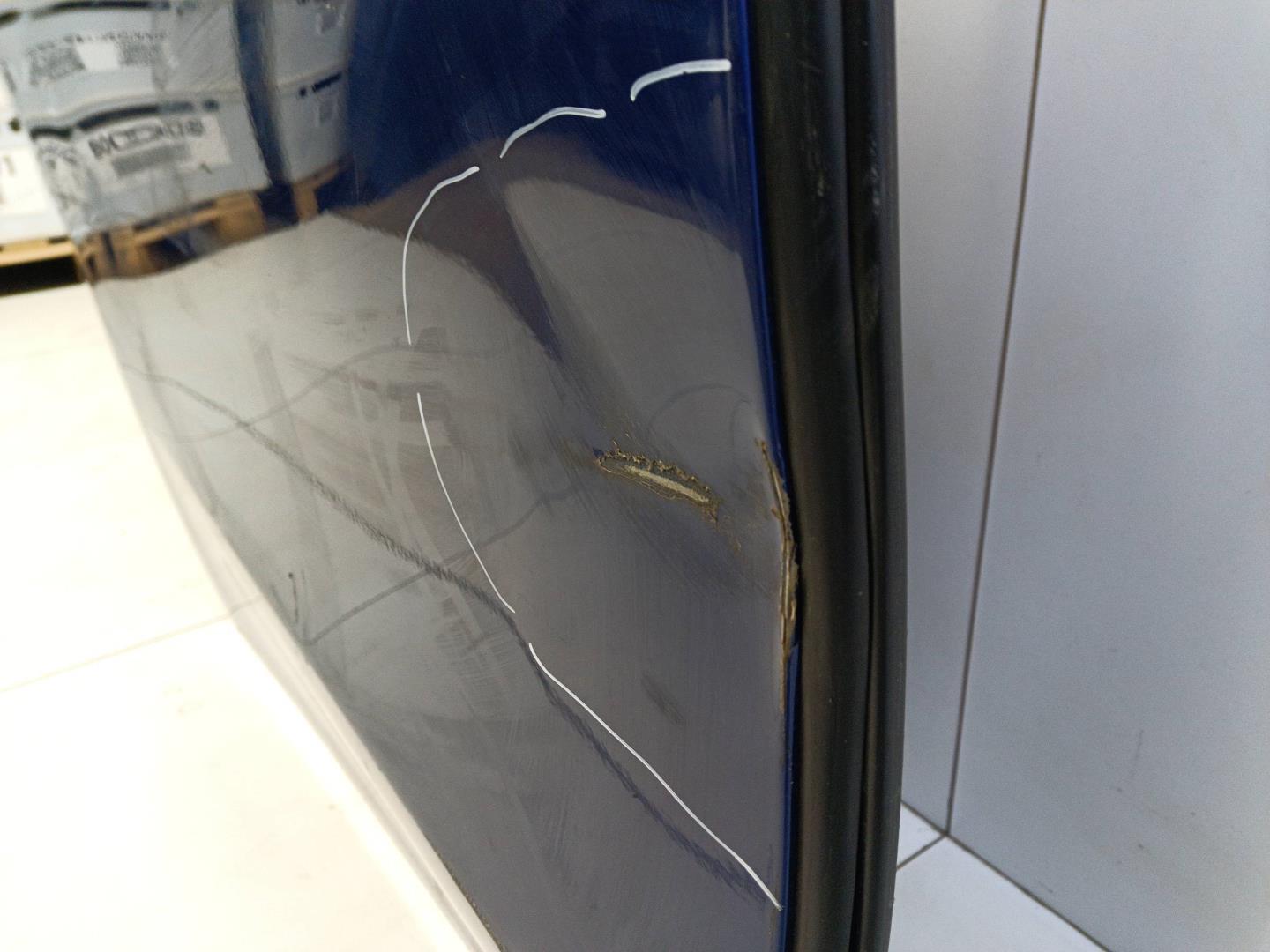 Дверь задняя правая