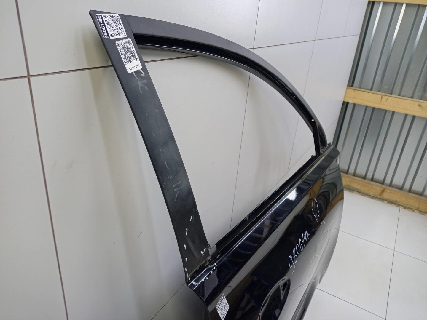 Дверь передняя правая