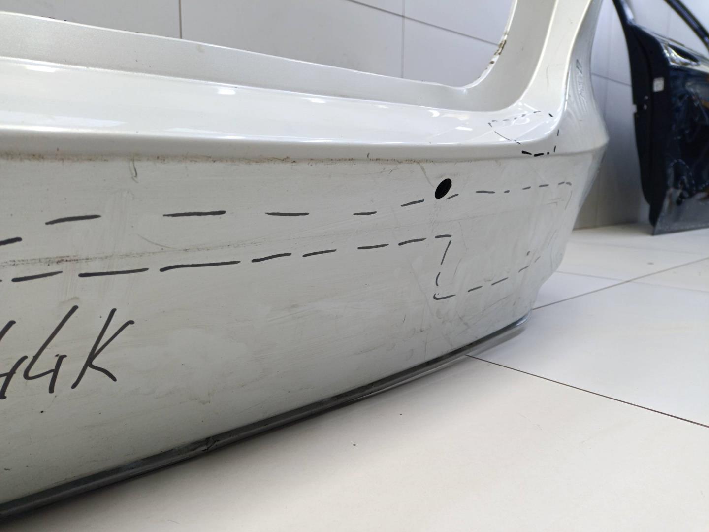 Бампер задний