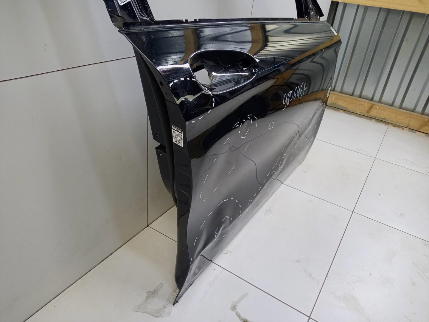 Дверь передняя правая