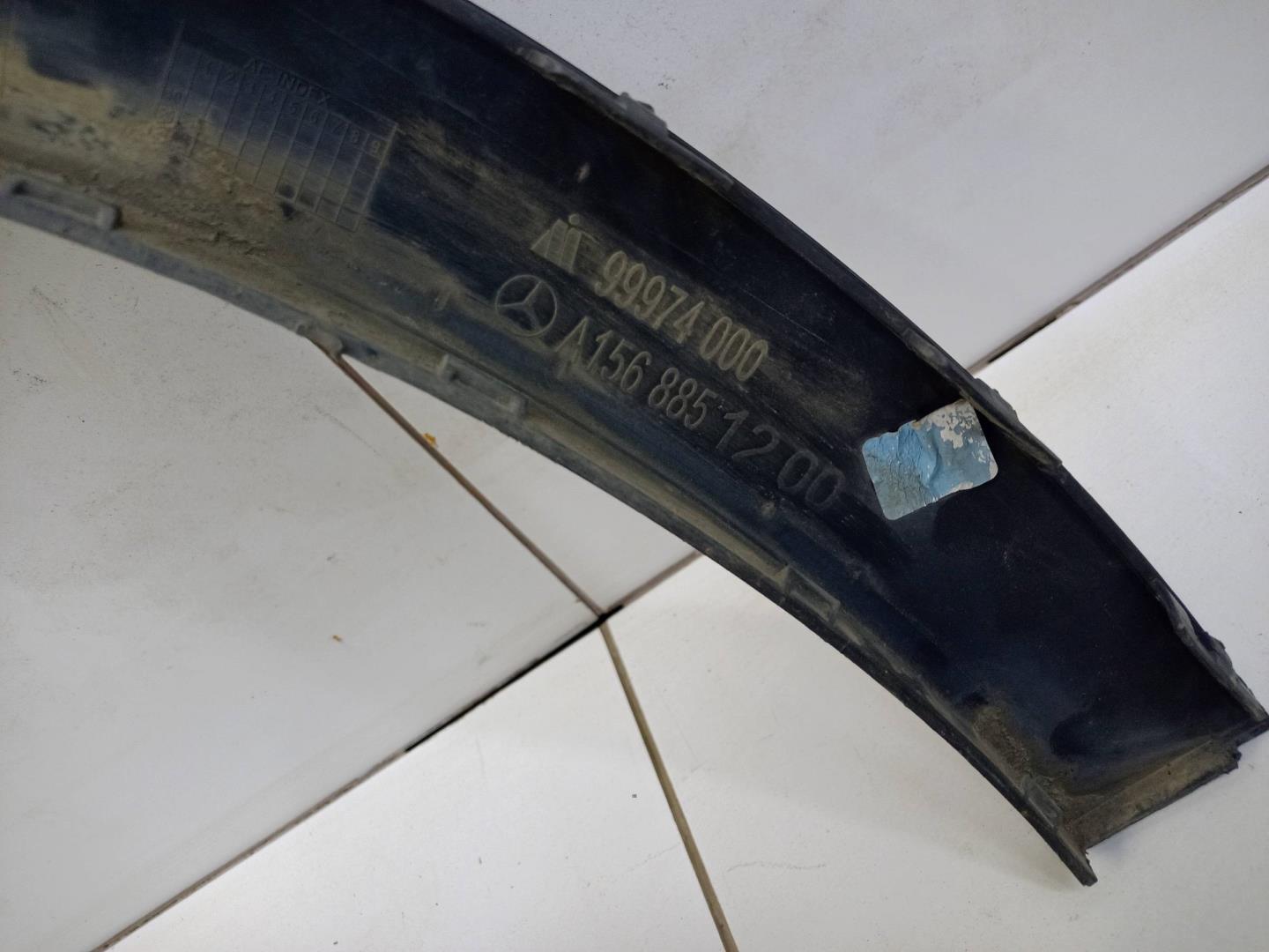 Накладка заднего крыла правого