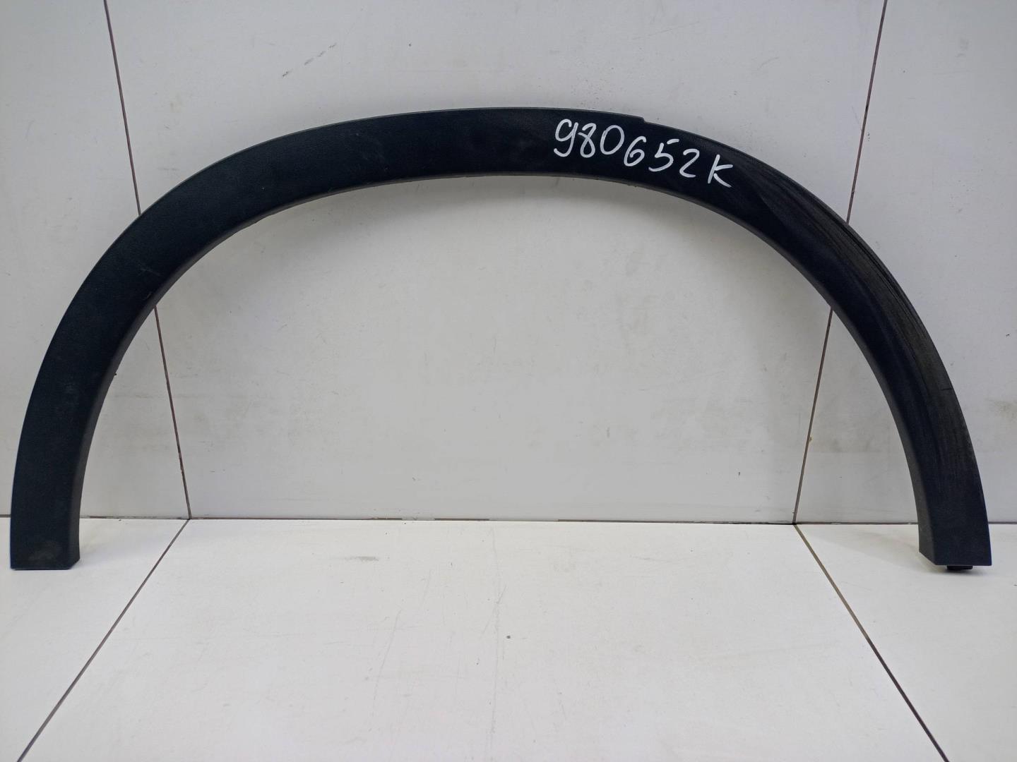 Накладка заднего крыла правого