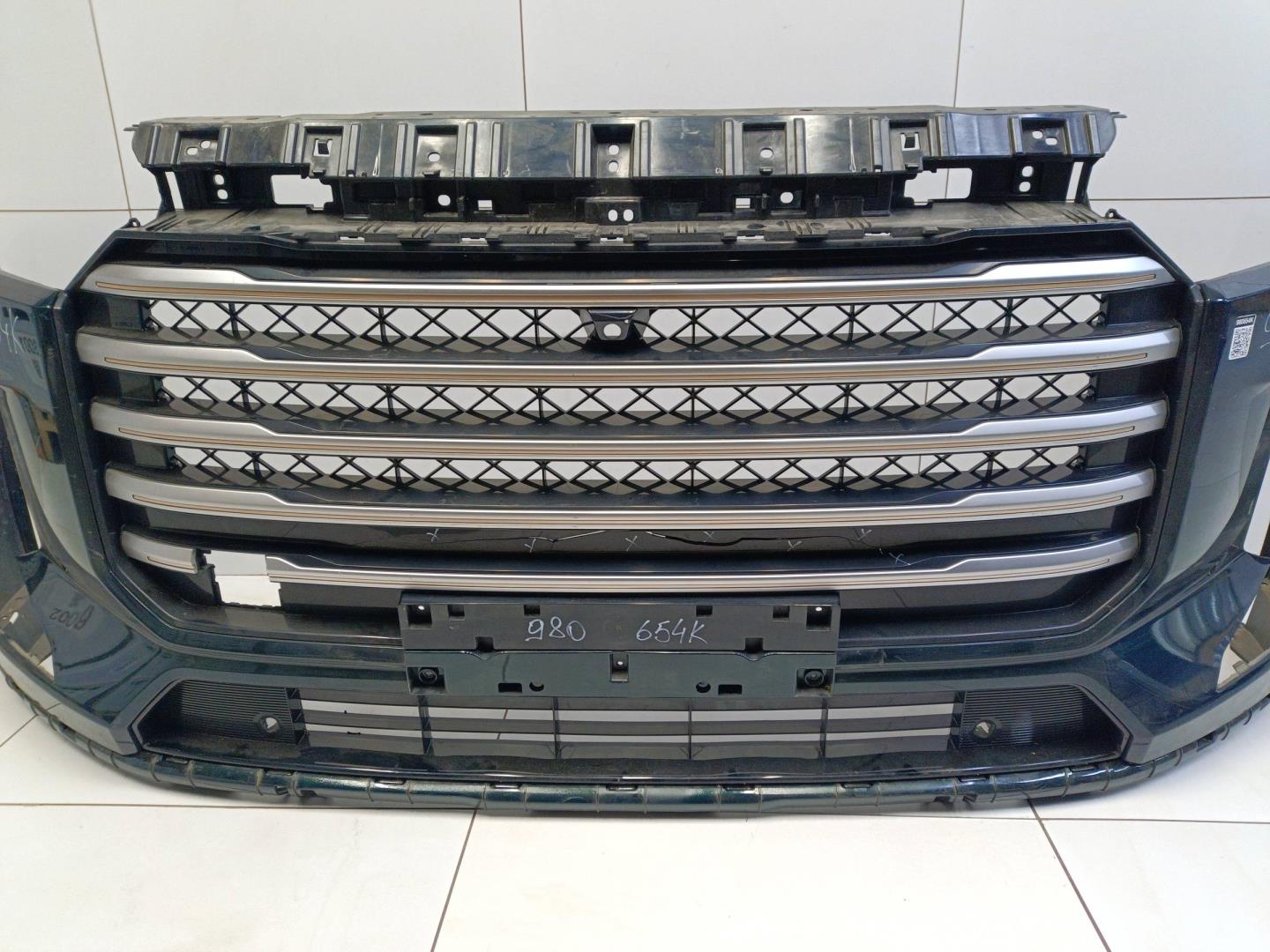 Бампер передний