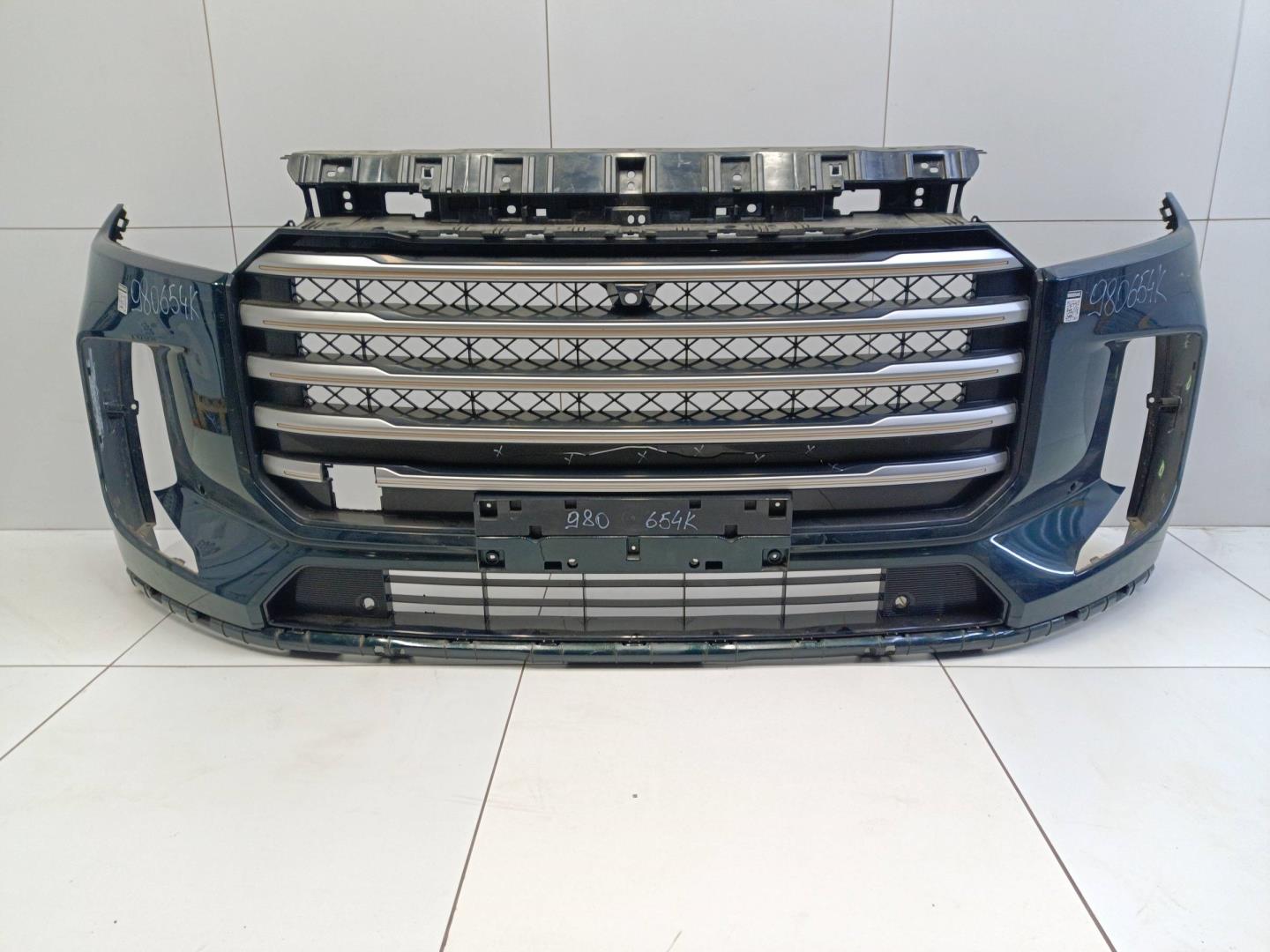 Бампер передний