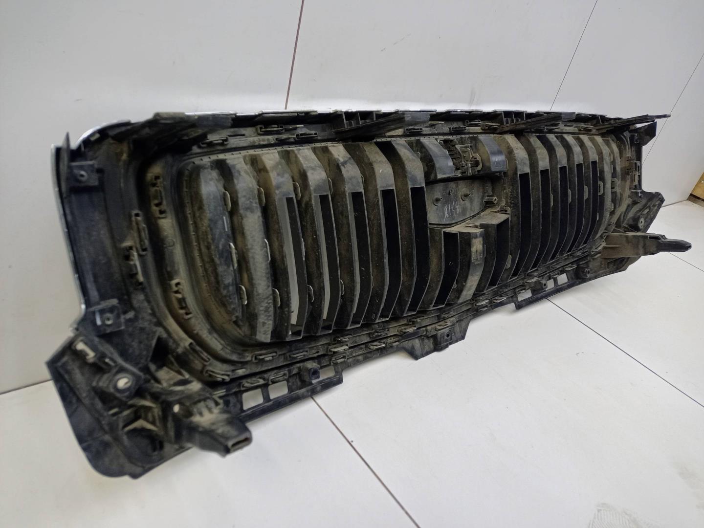 Решетка радиатора