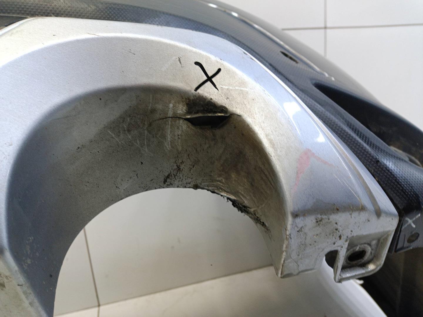 Бампер задний