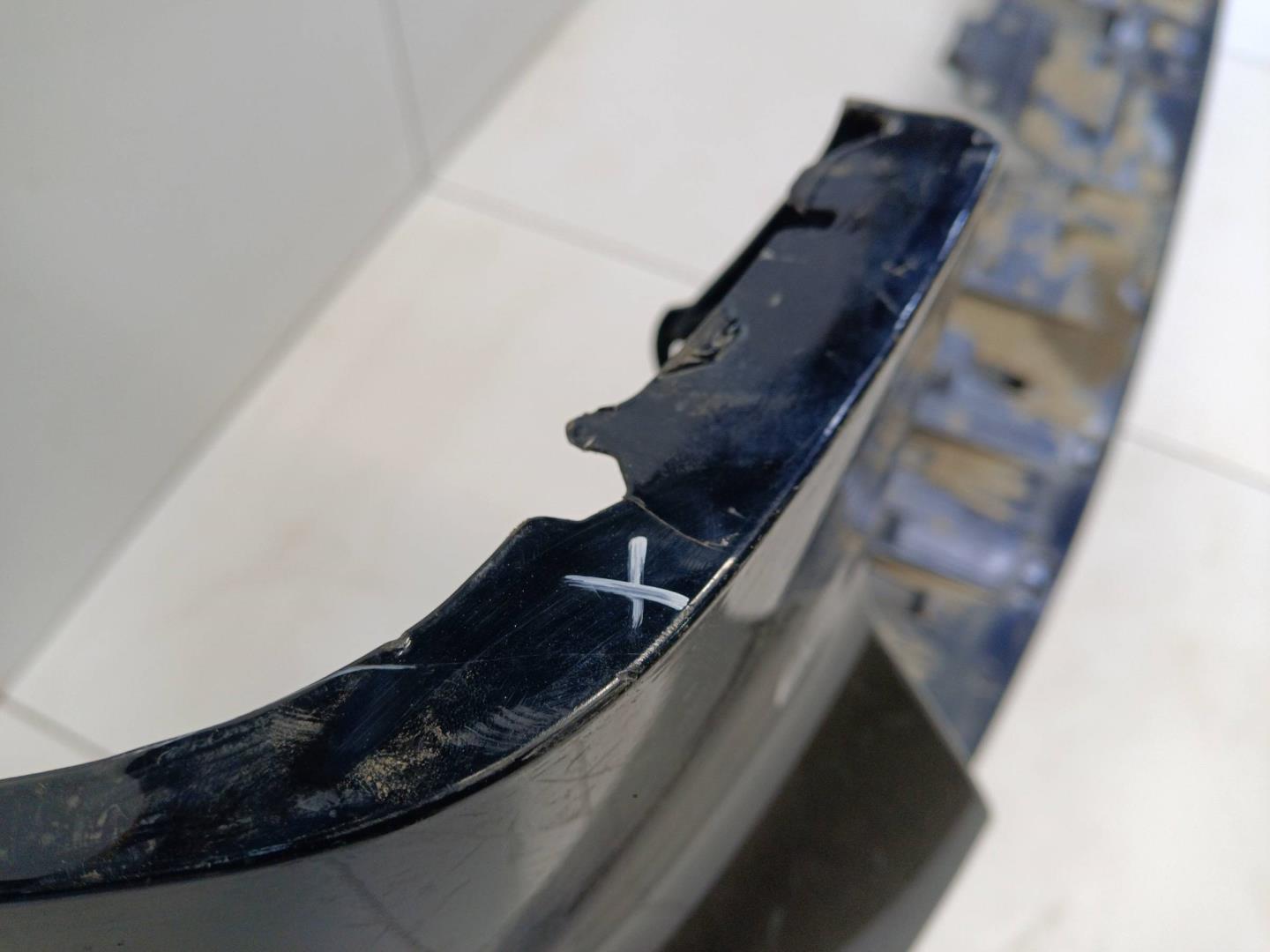 Бампер задний