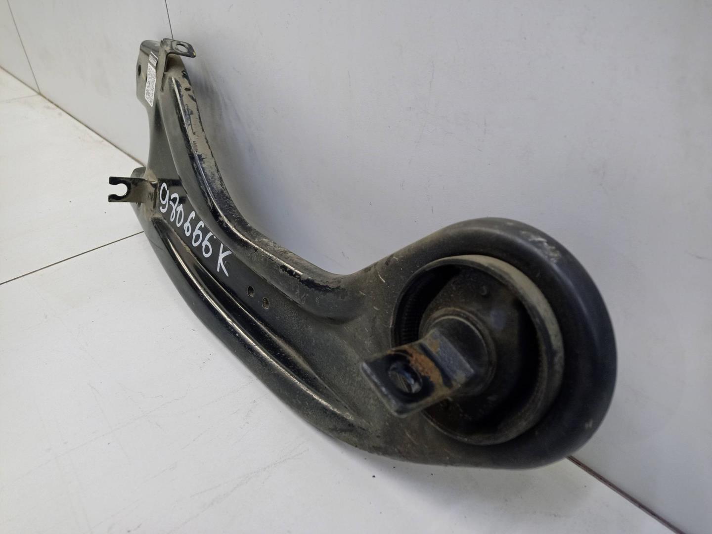 Рычаг задний продольный левый