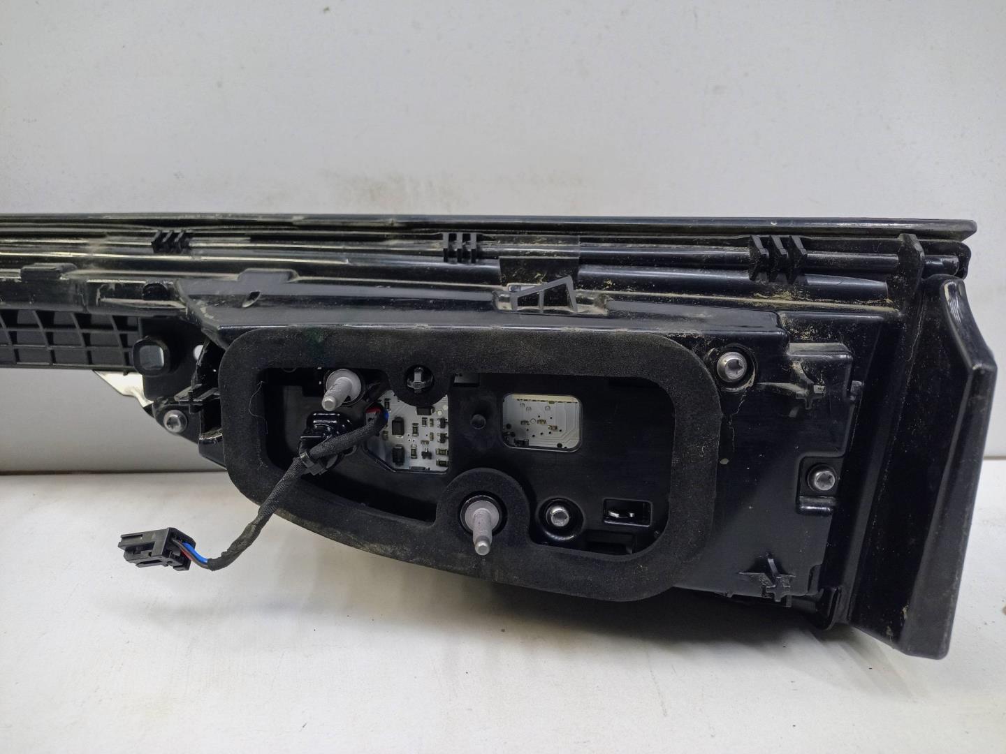 Фонарь задний