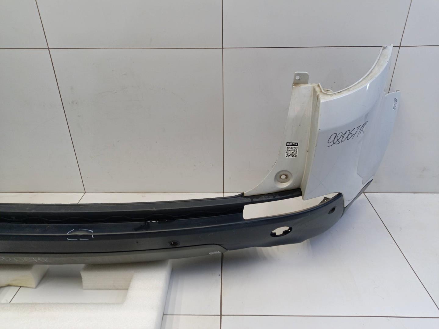 Бампер задний