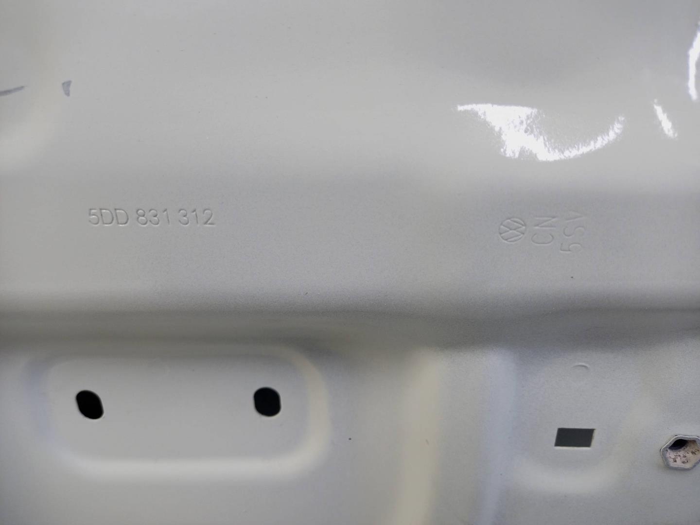 Дверь передняя правая