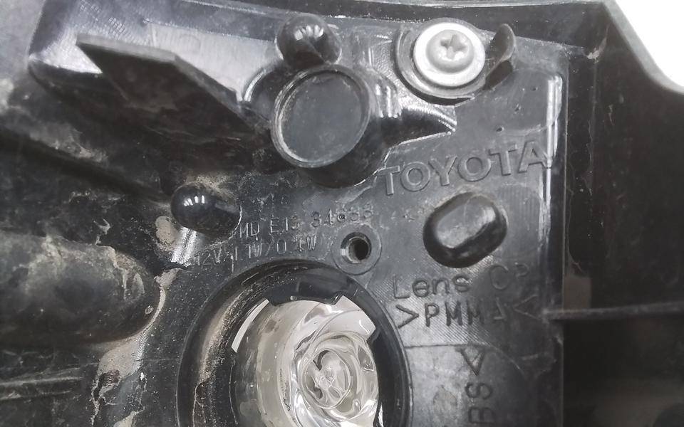 Фонарь задний правый