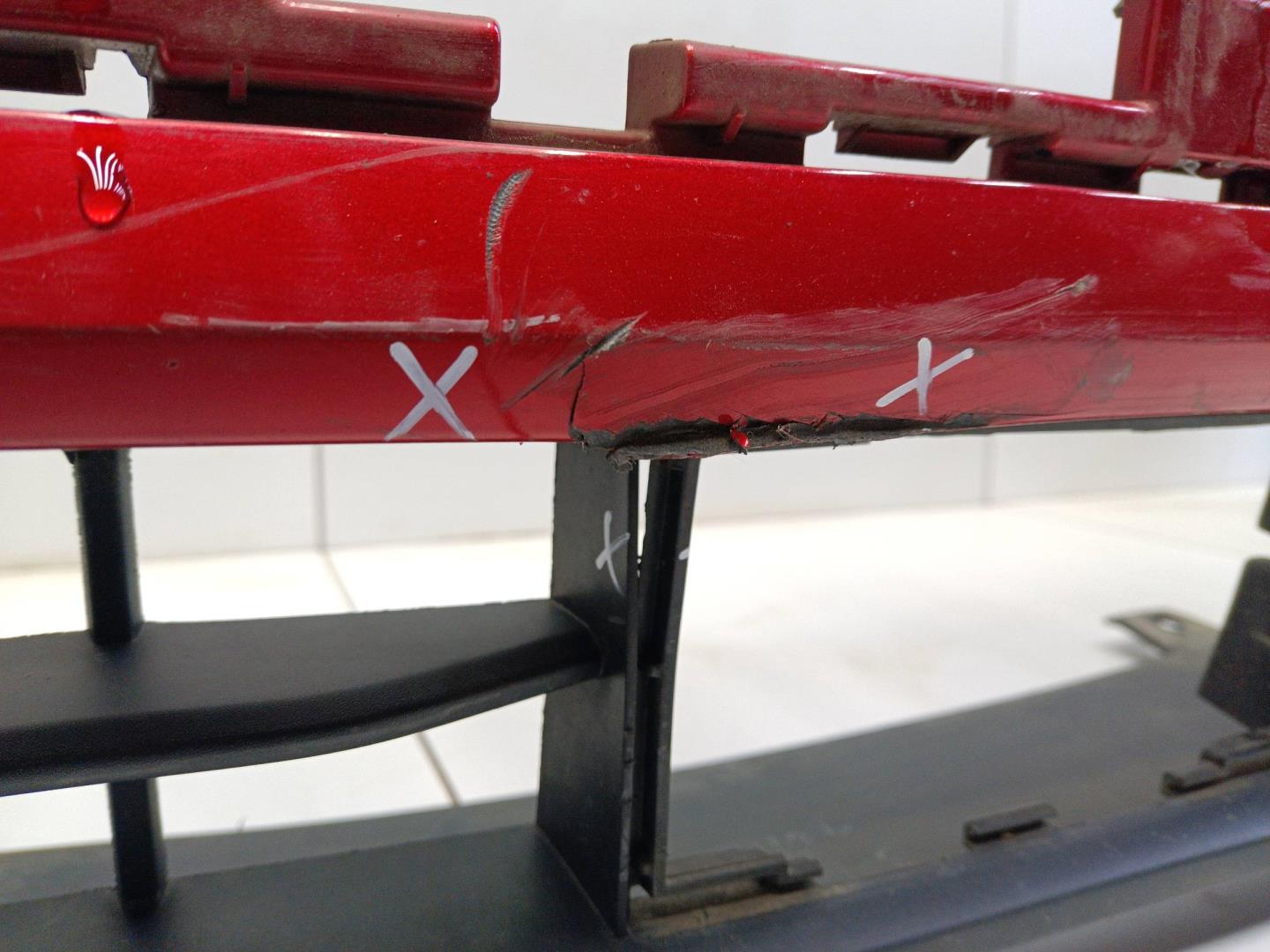 Бампер передний