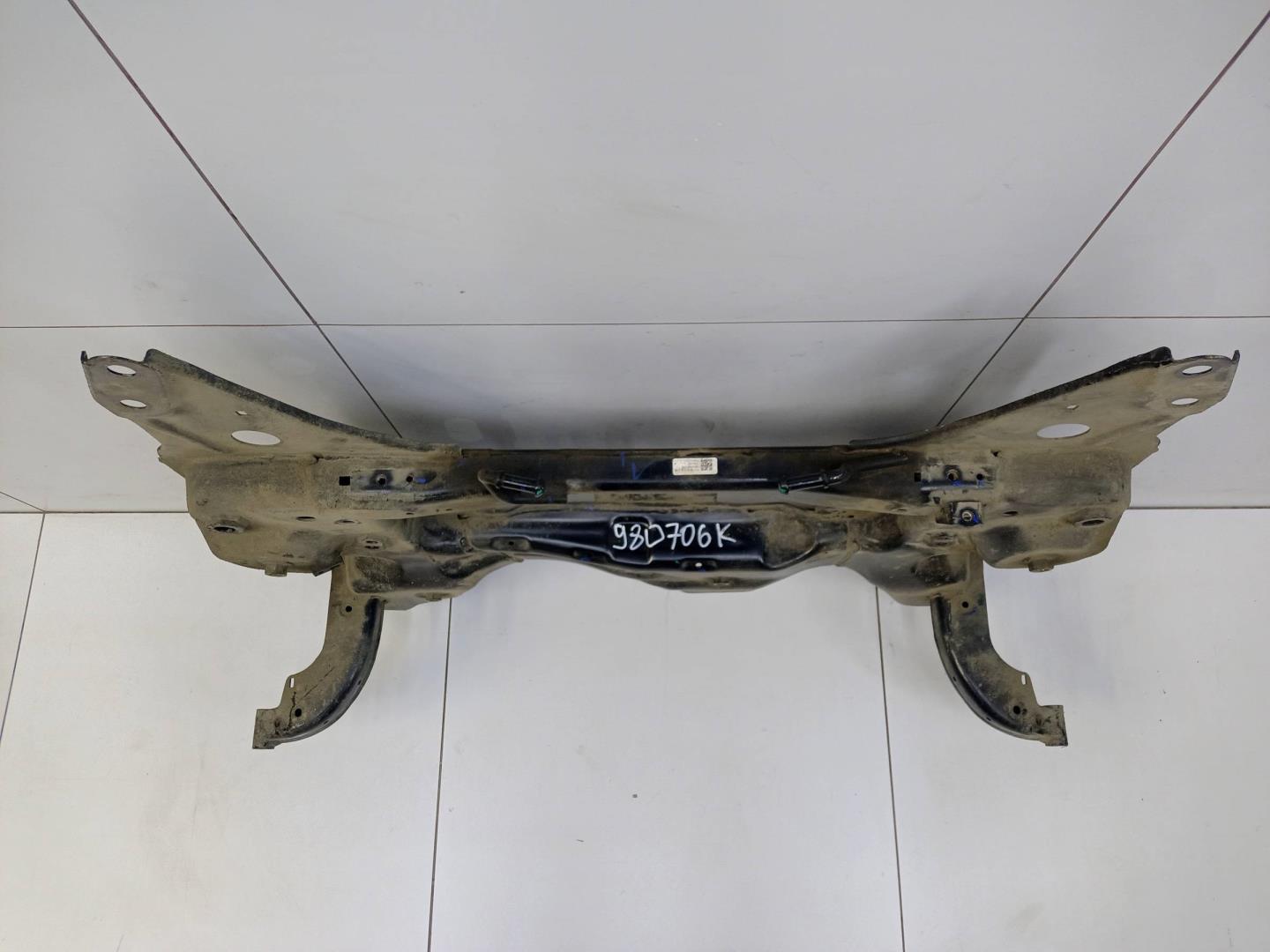 Балка подмоторная