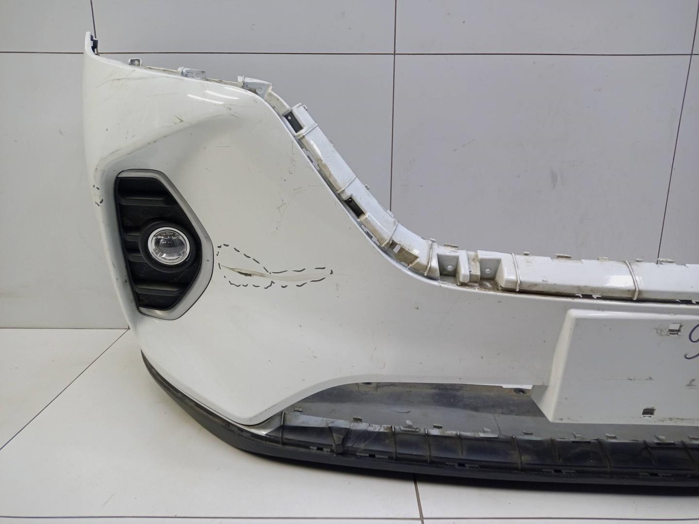 Бампер передний