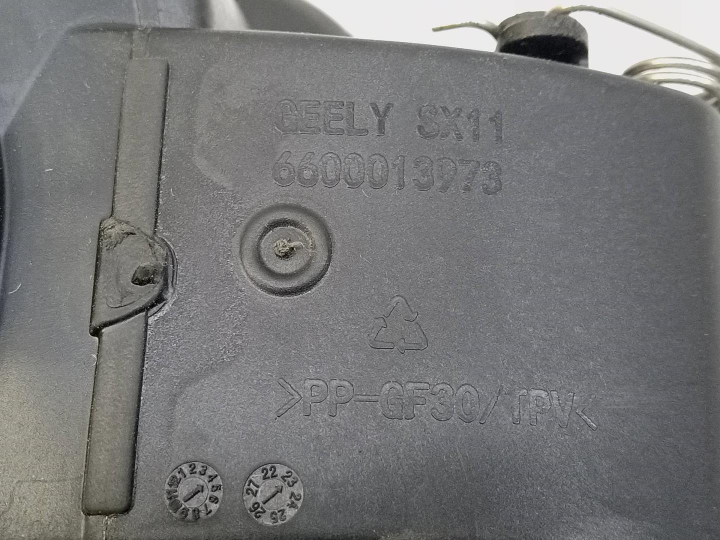 Лючок бензобака