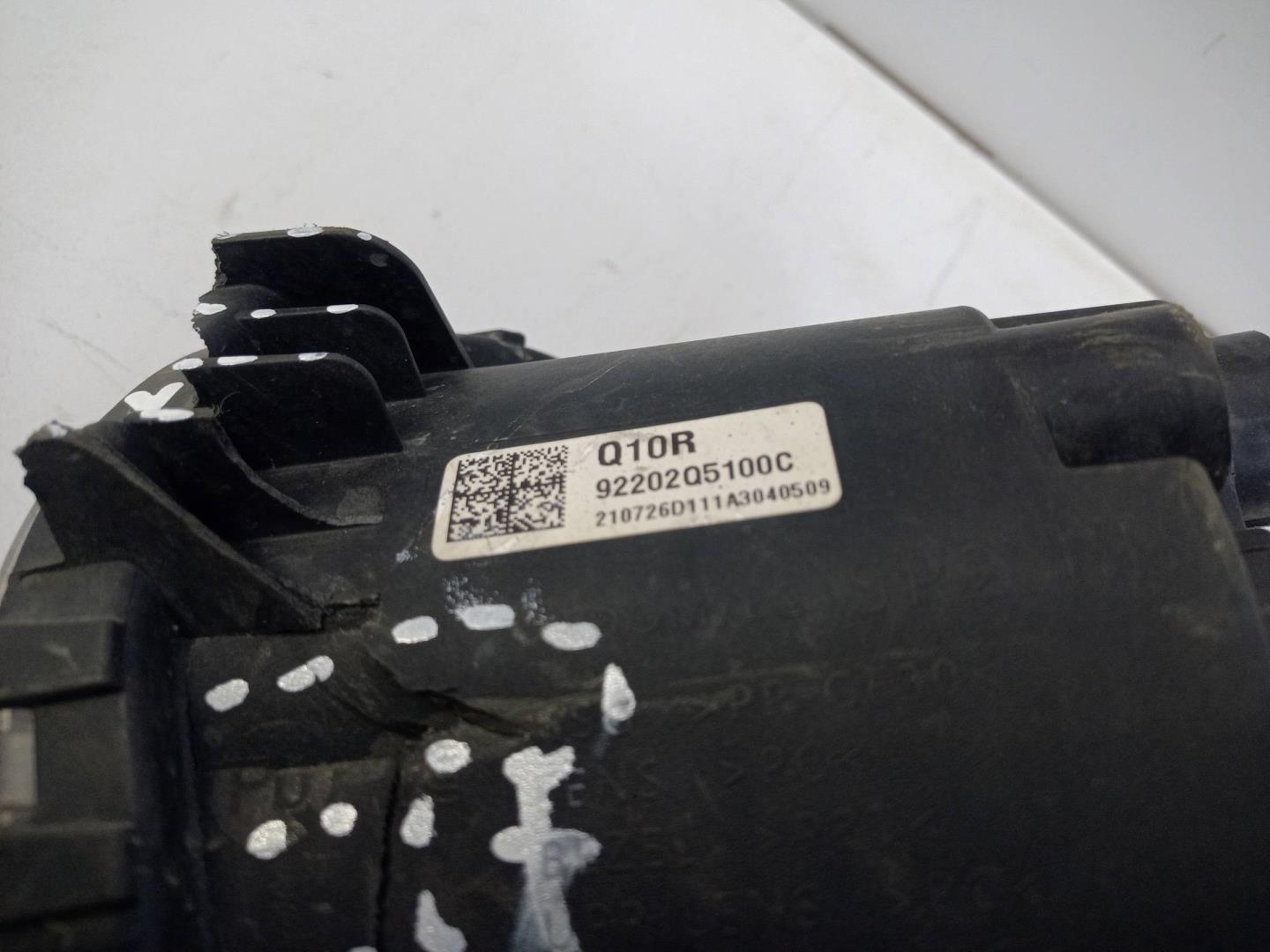 Фара противотуманная правая