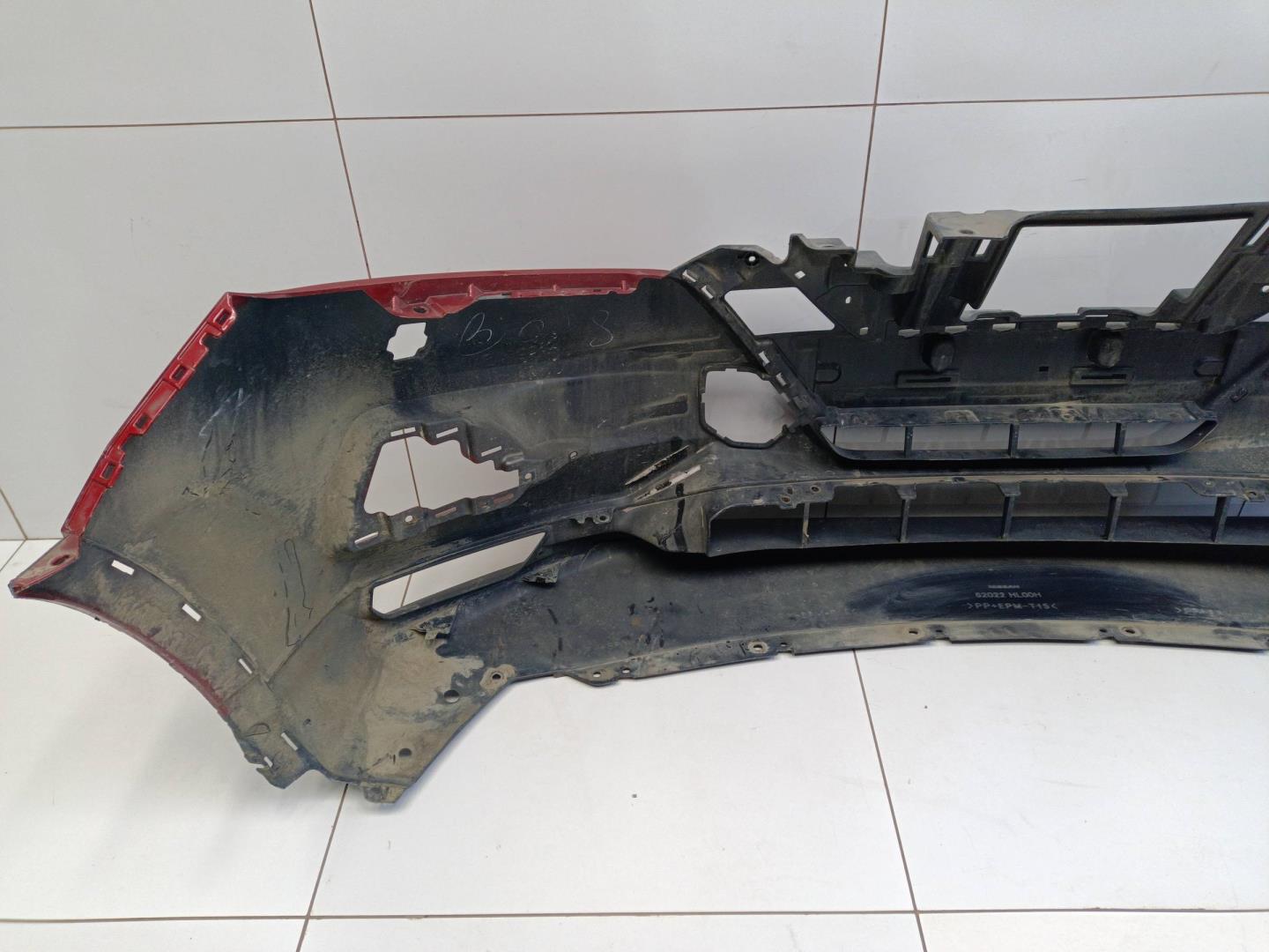 Бампер передний