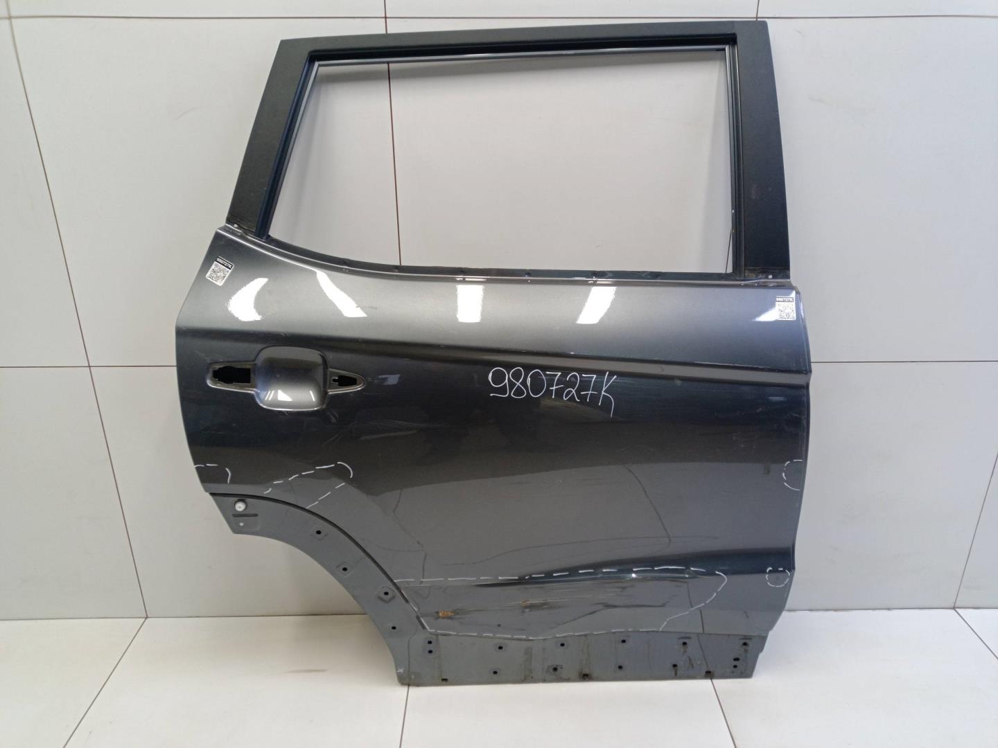 Дверь задняя правая
