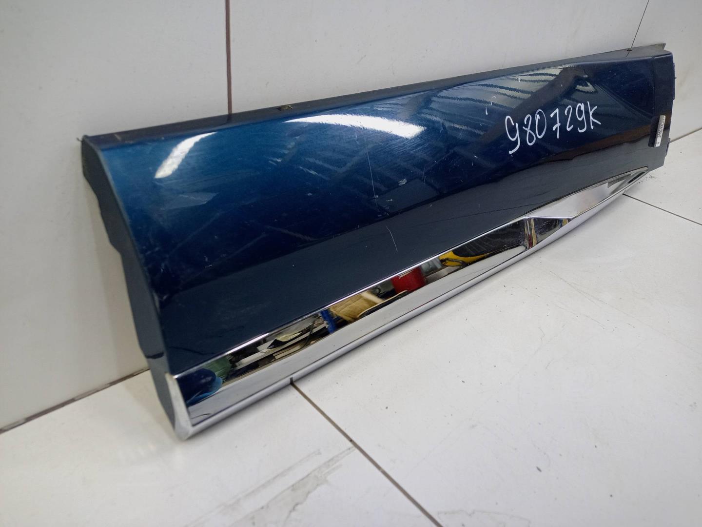 Накладка двери задней правой