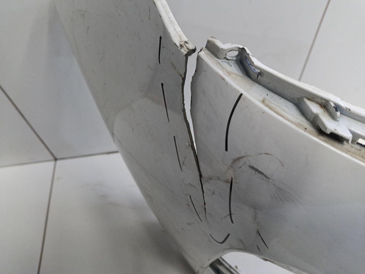 Бампер передний