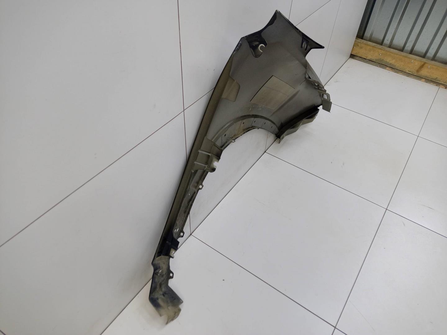 Крыло переднее левое