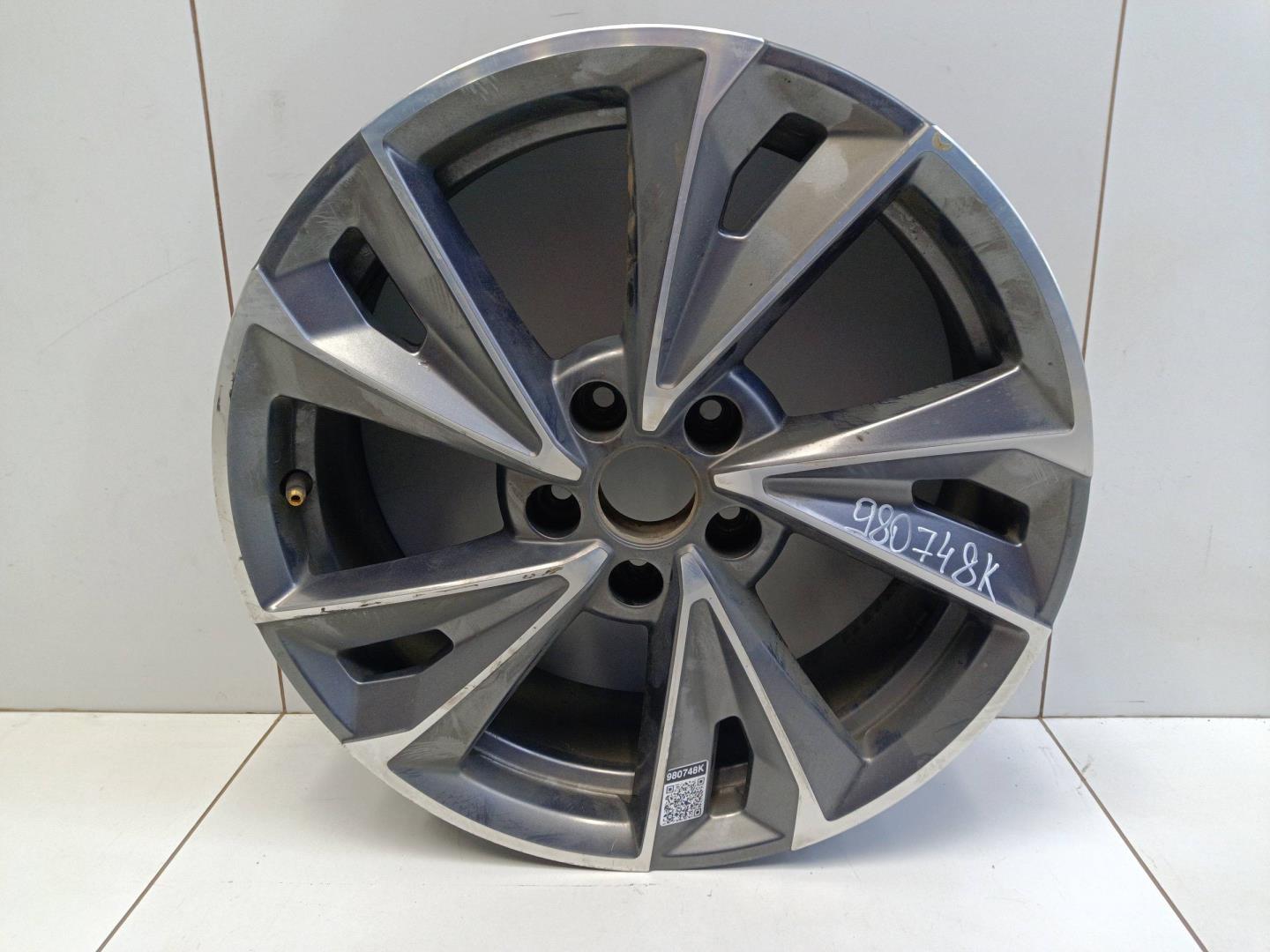 Диск колесный литой легкий сплав