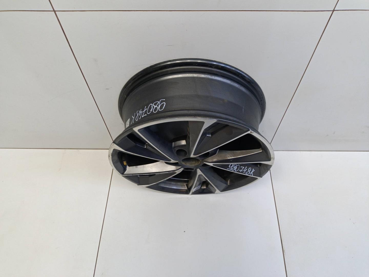 Диск колесный литой легкий сплав